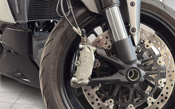 Gebrauchtmotorrad Ducati Diavel 1200 - Bild 10
