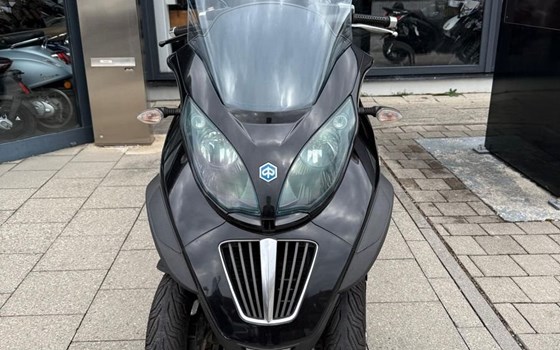 Gebrauchtmotorrad Piaggio MP3 400 - Bild 1