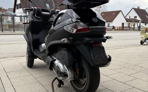 Gebrauchtmotorrad Piaggio MP3 LT 400 - Bild 5