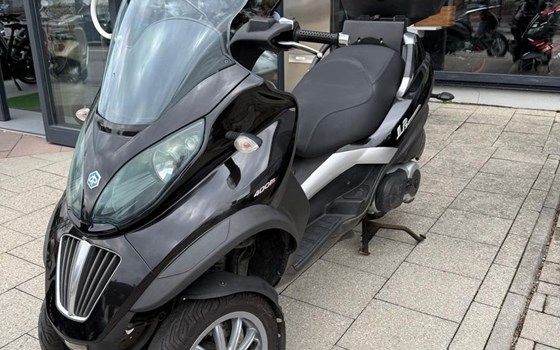 Gebrauchtmotorrad Piaggio MP3 400 - Bild 7