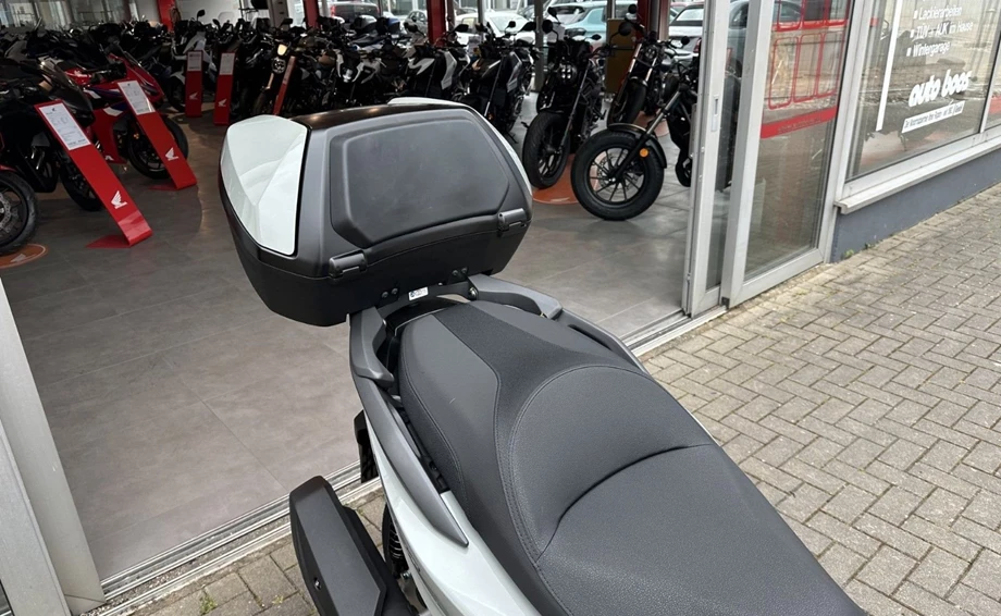 Offer Honda Forza 125 Bild 4: Offer Honda Forza 125