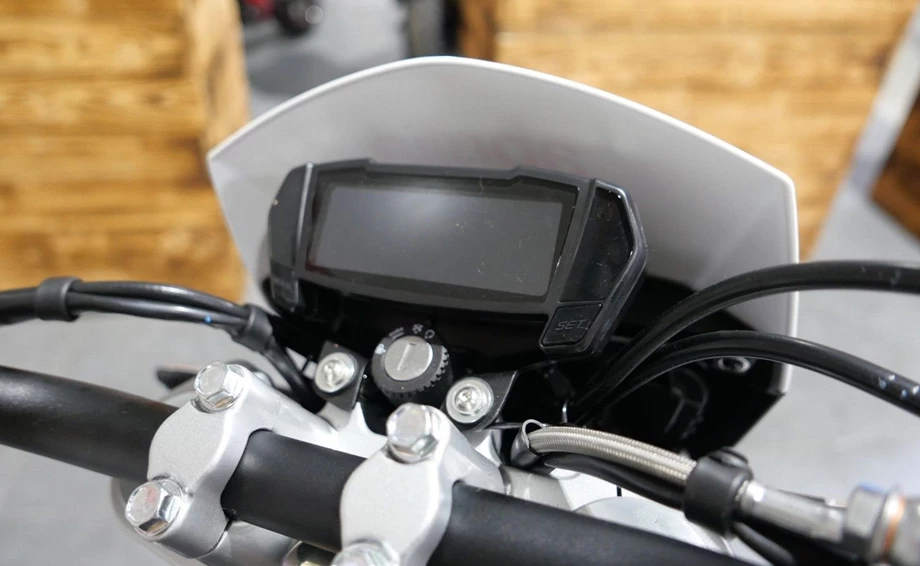 Angebot Aprilia SX 125 Bild 8: Angebot Aprilia SX 125