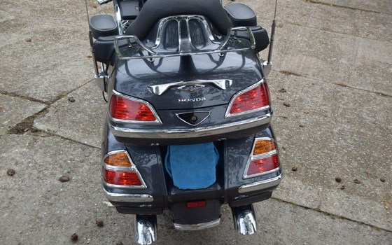 Gebrauchtmotorrad Honda GL 1800 Goldwing - Bild 4