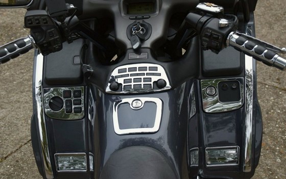 Gebrauchtmotorrad Honda GL 1800 Goldwing - Bild 8