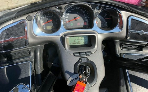 Gebrauchtmotorrad Honda GL 1800 Goldwing - Bild 7