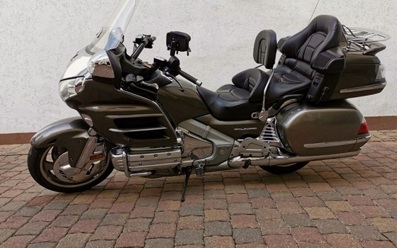 Gebrauchtmotorrad Honda GL 1800 Goldwing - Bild 2