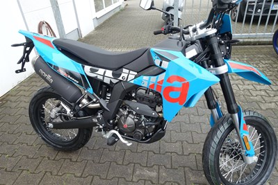 SX 125
