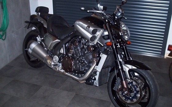 Gebrauchtmotorrad Yamaha V-MAX - Bild 3