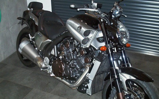 Gebrauchtmotorrad Yamaha V-MAX - Bild 6
