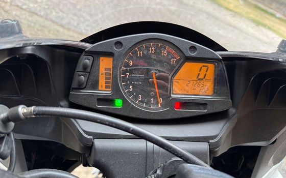 Gebrauchtmotorrad Honda CBR600RR - Bild 7 Gebrauchtmotorrad Honda CBR600RR - Bild 7