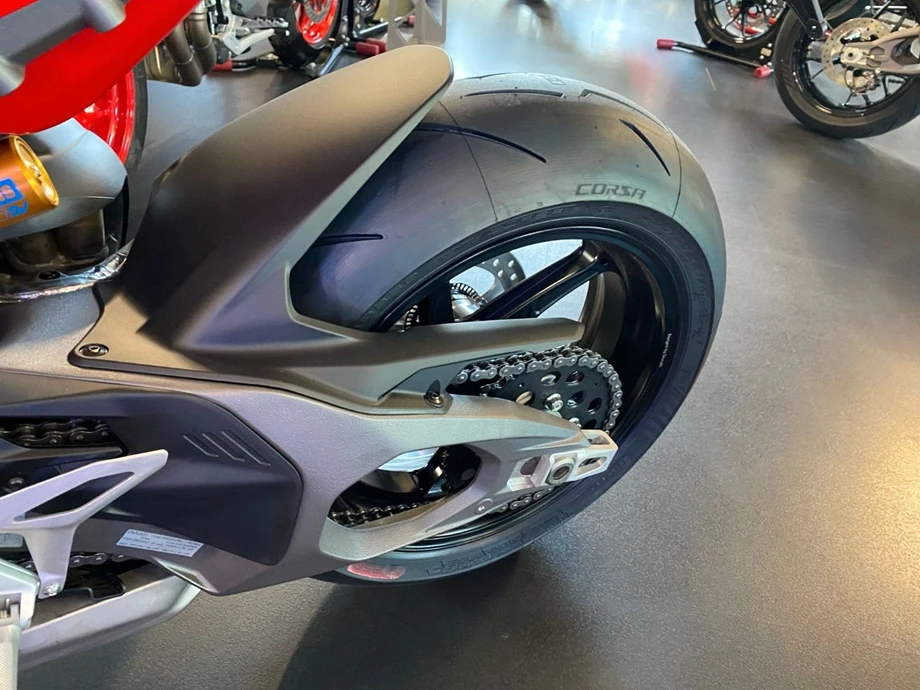 Angebot Ducati Streetfighter V4 S Bild 4: Angebot Ducati Streetfighter V4 S