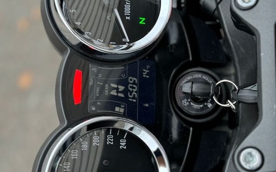 Gebrauchtmotorrad Kawasaki Z900 RS - Bild 8