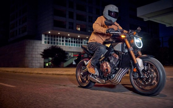 Neufahrzeug Honda CB650R E-Clutch - Bild 10