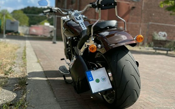 Gebrauchtmotorrad Harley-Davidson Softail Fat Boy 114 FLFBS - Bild 3