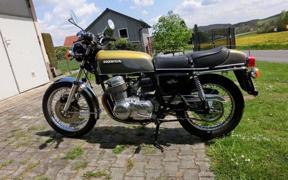 Gebrauchtmotorrad Honda CB 750 F - Bild 1