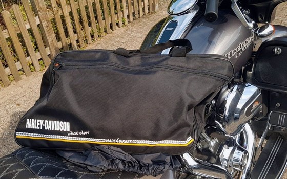 Gebrauchtmotorrad Harley-Davidson Street Glide FLHX - Bild 6