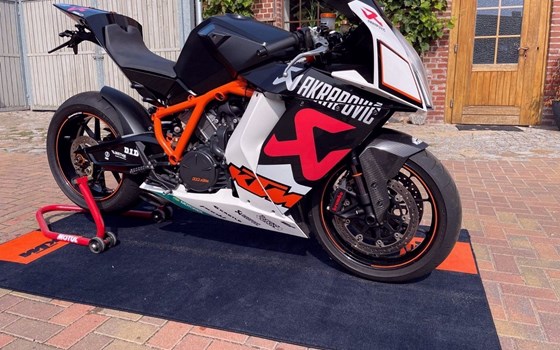 Gebrauchtmotorrad KTM 1190 RC8 R - Bild 1