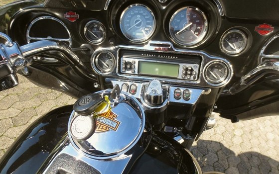 Gebrauchtmotorrad Harley-Davidson Touring Electra Glide Ultra Limited FLHTK - Bild 10