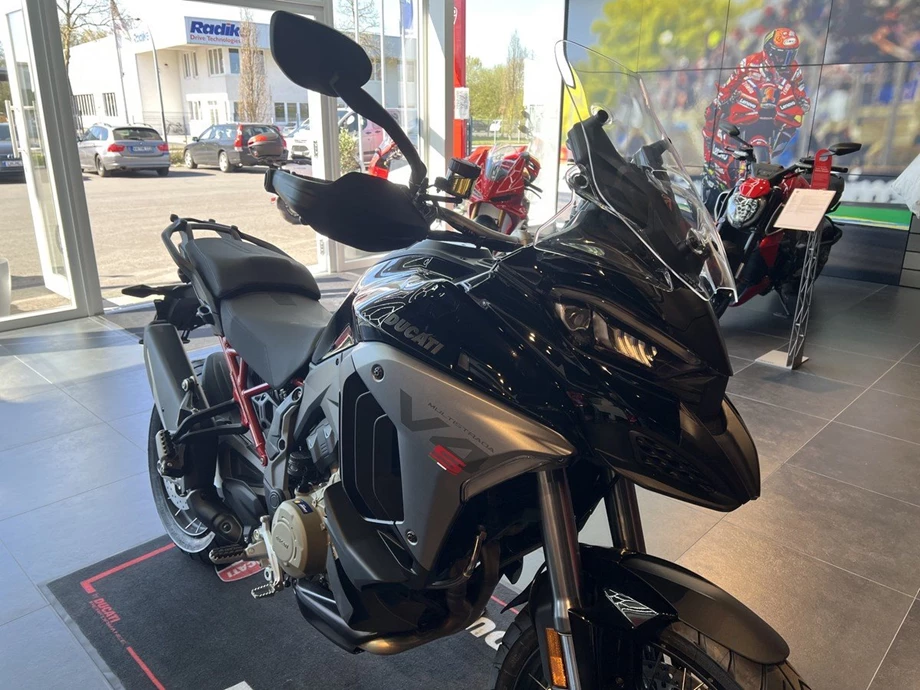 Angebot Ducati Multistrada V4 Bild 3: Angebot Ducati Multistrada V4