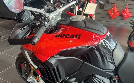 Neufahrzeug Ducati Multistrada V4 Pikes Peak - Bild 8