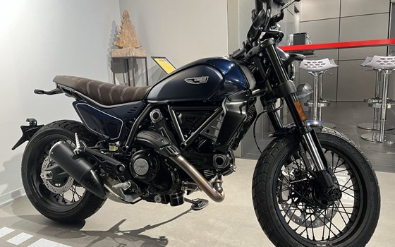 Gebrauchtmotorrad Ducati Scrambler Nightshift - Bild 12