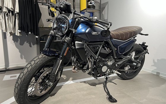 Gebrauchtmotorrad Ducati Scrambler Nightshift - Bild 8