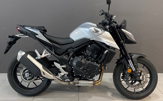 Neufahrzeug Honda CB750 Hornet - Bild 2 Neufahrzeug Honda CB750 Hornet - Bild 2