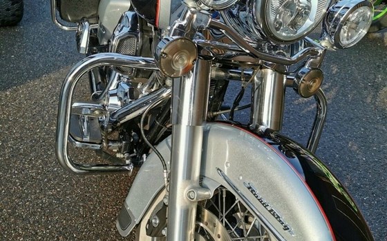 Gebrauchtmotorrad Harley-Davidson Road King Classic FLHRC - Bild 10