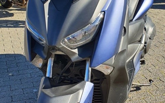 Gebrauchtmotorrad Yamaha XMAX 400 - Bild 1