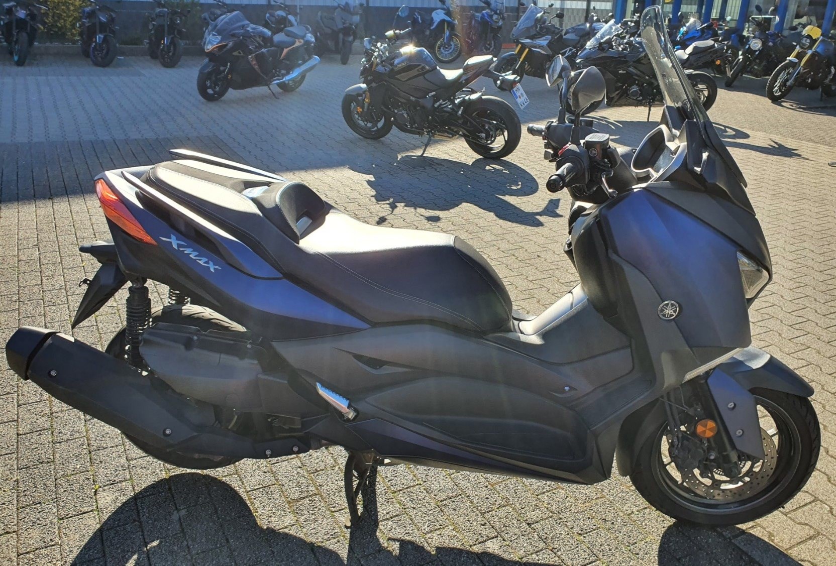 Yamaha XMAX 400