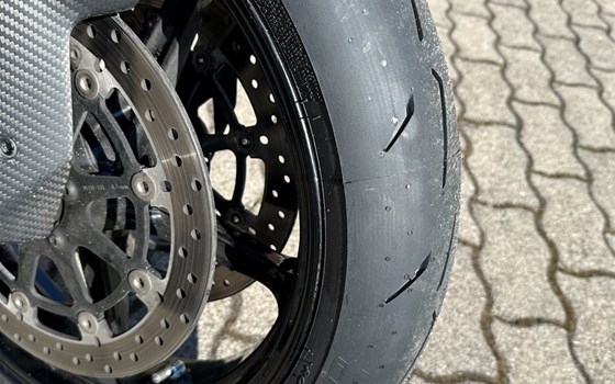 Gebrauchtmotorrad KTM 1290 Super Duke R - Bild 4