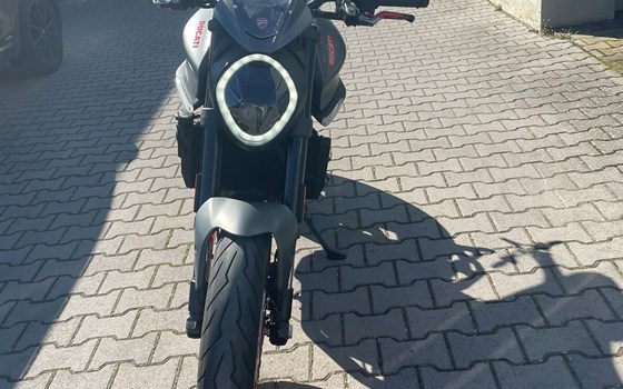 Gebrauchtmotorrad Ducati Monster + - Bild 12