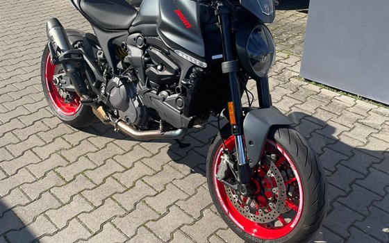 Gebrauchtmotorrad Ducati Monster + - Bild 2