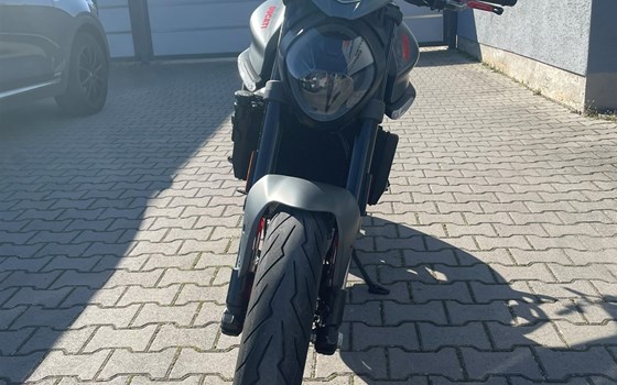 Gebrauchtmotorrad Ducati Monster + - Bild 5