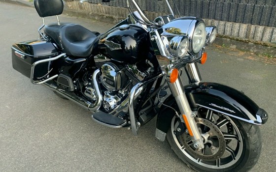 Gebrauchtmotorrad Harley-Davidson Road King Classic FLHRC - Bild 2