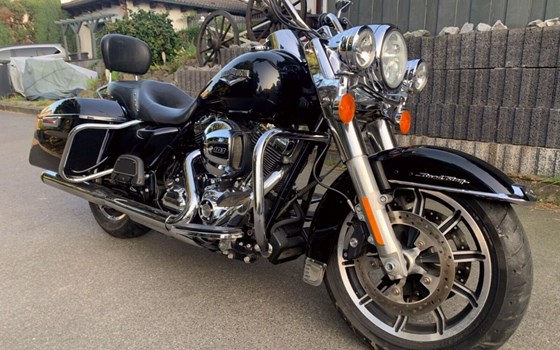 Gebrauchtmotorrad Harley-Davidson Road King Classic FLHRC - Bild 4