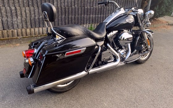 Gebrauchtmotorrad Harley-Davidson Road King Classic FLHRC - Bild 5