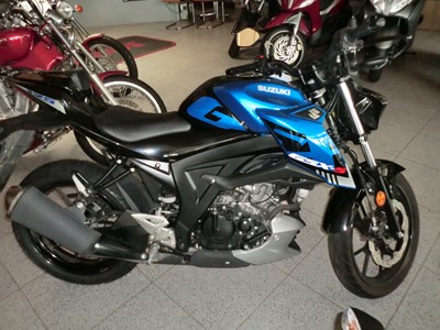 GSX-S125
