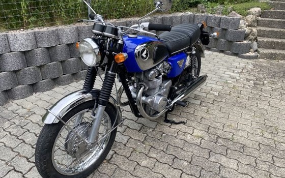 Gebrauchtmotorrad Honda CB 450 - Bild 3 Gebrauchtmotorrad Honda CB 450 - Bild 3