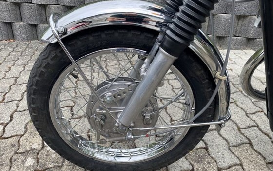 Gebrauchtmotorrad Honda CB 450 - Bild 6 Gebrauchtmotorrad Honda CB 450 - Bild 6