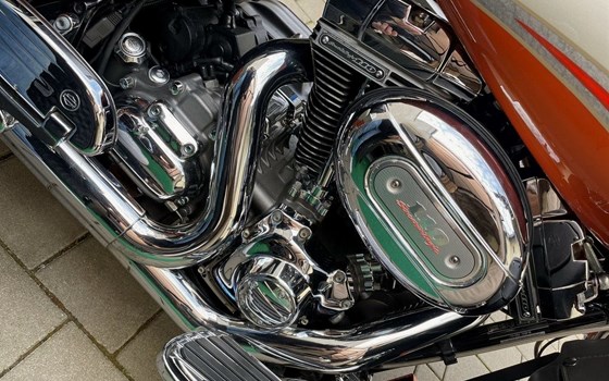 Gebrauchtmotorrad Harley-Davidson Electra Glide Ultra Classic FLHTCU - Bild 7