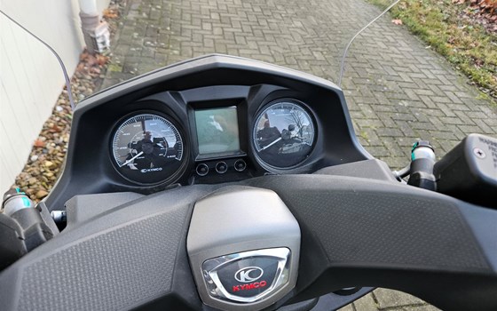 Gebrauchtmotorrad Kymco X-Town 125 CBS - Bild 9