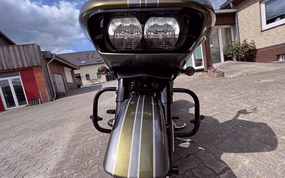 Gebrauchtmotorrad Harley-Davidson Road Glide FLTRX - Bild 12