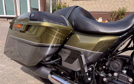 Gebrauchtmotorrad Harley-Davidson Road Glide FLTRX - Bild 14
