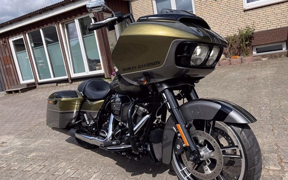Gebrauchtmotorrad Harley-Davidson Road Glide FLTRX - Bild 2