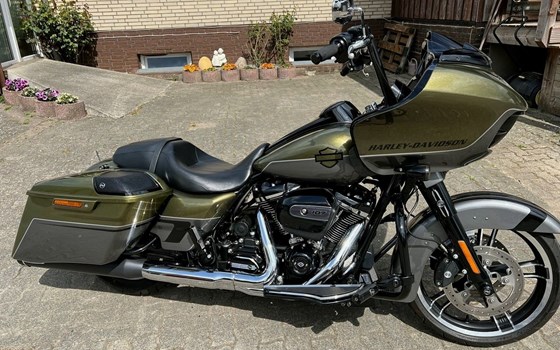 Gebrauchtmotorrad Harley-Davidson Road Glide FLTRX - Bild 5
