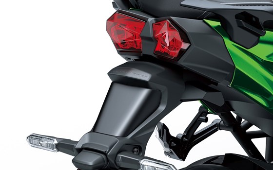 Neufahrzeug Kawasaki Ninja H2 SX SE - Bild 12