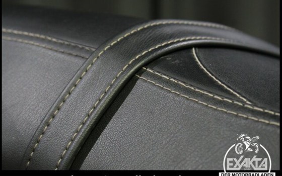 Gebrauchtmotorrad Moto Guzzi V7 III Stone - Bild 30