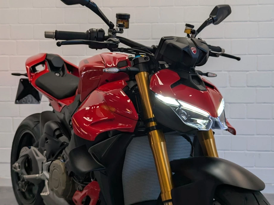 Angebot Ducati Streetfighter V4 S Bild 5: Angebot Ducati Streetfighter V4 S
