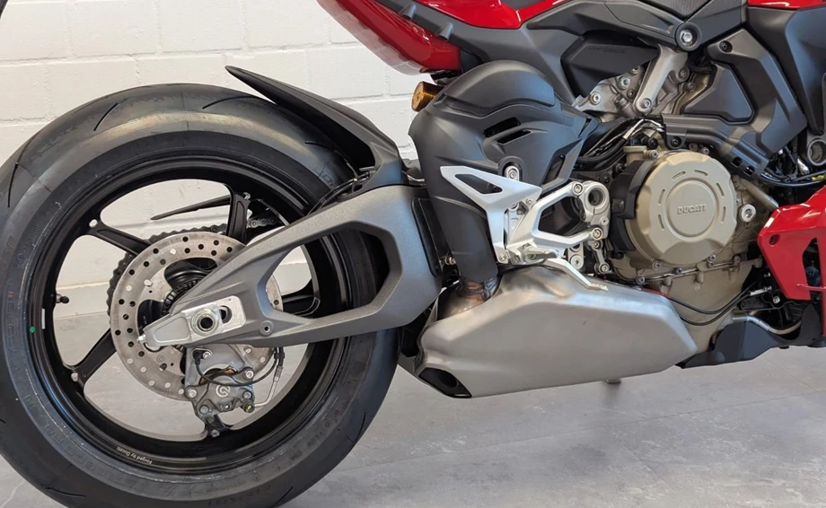 Angebot Ducati Streetfighter V4 S Bild 7: Angebot Ducati Streetfighter V4 S